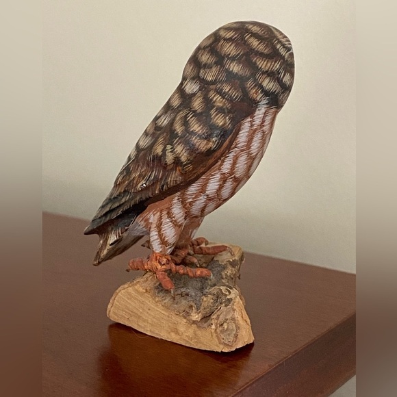 John Madison Woodcarved Spotted Owl Hand Carved And Hand Painted - Picture 3 of 8